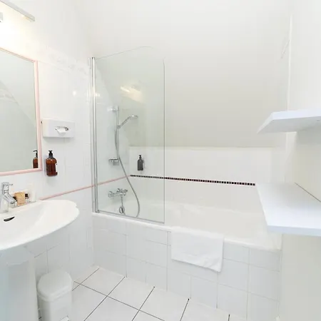 Domaine De La Gressiere 3*