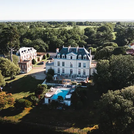 酒店 Domaine De La Gressiere 拉贝尔讷里昂雷茨