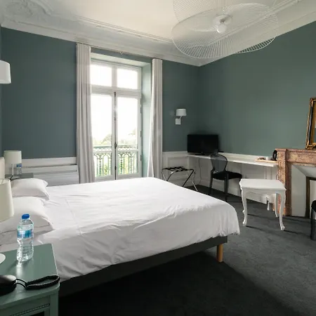 Domaine De La Gressière Hotel 3*