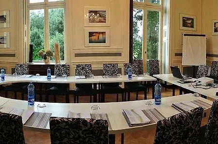 Domaine De La Gressiere 3* 拉贝尔讷里昂雷茨