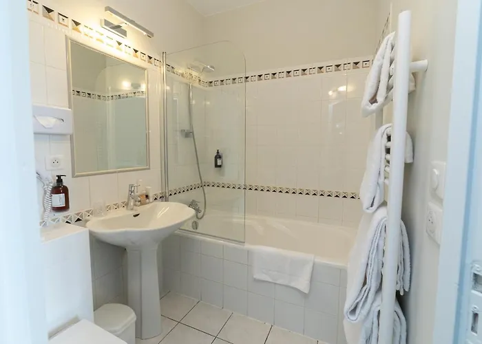 Hotel Domaine De La Gressiere 3*